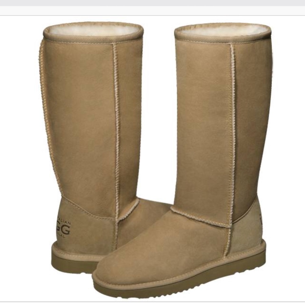 Classic tall Ugg boot